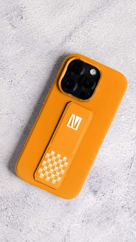 Levelo Morphix Silicone Case alt="Levelo Morphix Silicone Case yellow color"