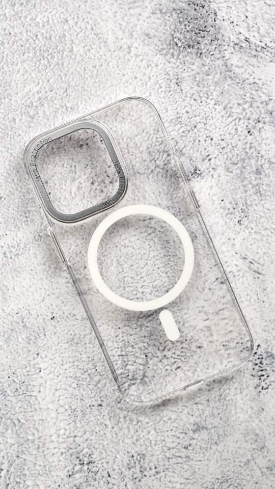 MagSafe Sensa Clear Back Case alt="MagSafe Sensa Clear Back Case Silver"