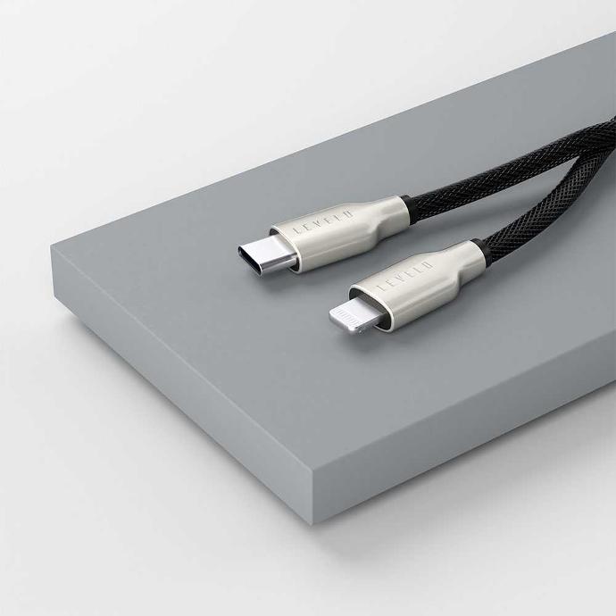 alt="strong cable with braided cable"