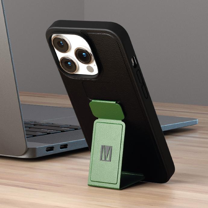 alt="iphone 14 series case"
